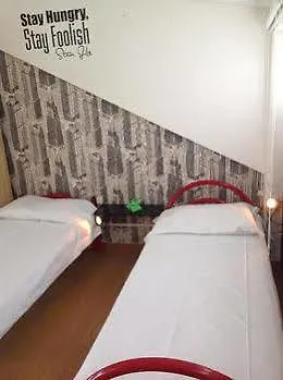 Hostel Lumiere Milan Italy